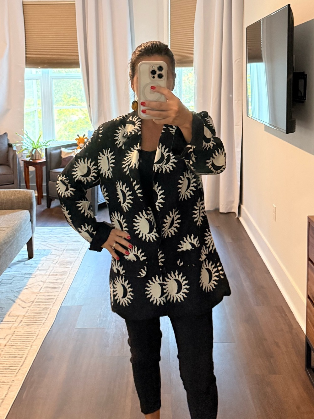 FARM Rio Black Blazer with White Sunburst Motif - Picture 4 of 9